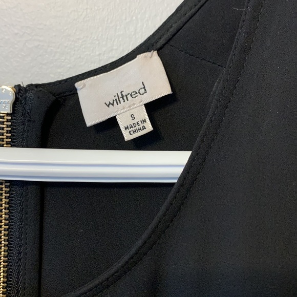 Black sleeveless Wilfred dress from Aritzia - Picture 2 of 2